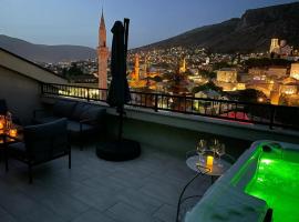 Penthouse with Old bridge view and jacuzzi, hotel i Mostar