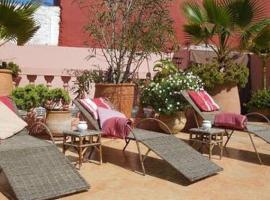 Christina's House, bed and breakfast en Asilah