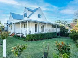 Mermaid Cottage at Hyams Beach