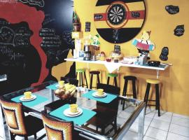 Hostel Lumaria 1، فندق بالقرب من Blumenau Bus Station، بلوميناو