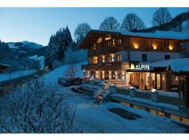 Gorgeous Apartment in Saalbach with Sauna near Ski Slopes, Ferienwohnung in Saalbach-Hinterglemm