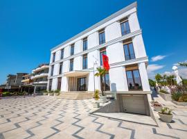 Fiore Hotel, hotel v destinaci Kavajë