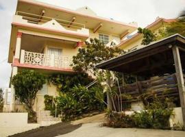 Casa Robinson Guest House, allotjament a la platja a Culebra