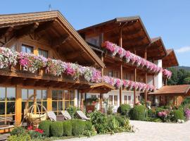 Hotel Mariandl - Singender Wirt, hotel en Haibach