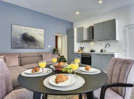 D&A Central Luxury Apartments with FREE Parking, nastanitev ob plaži v Puli