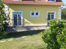 Kondics Apartmanház