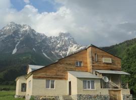 Guesthouse Daeli, hotel v destinaci Mazeri
