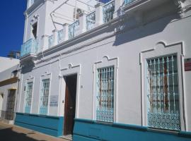 HOSTAL LA CRUZ 1872, hotel en Chipiona