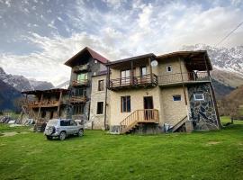 Mazeri में, होटल Peak Mazeri Guest House
