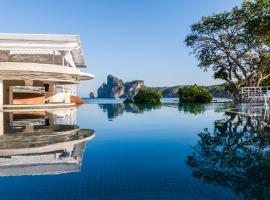 PP Charlie Beach Resort โรงแรมในเกาะพีพี