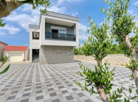 Apartments Laguna, hotel em Nin