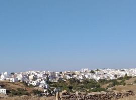 Ευχάριστο σπίτι στην χώρα Κύθνου, hotel din Kithnos