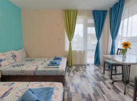 Kazlarov Guest House: Naousa şehrinde bir otel