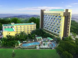 Lorin Sentul Hotel, отель в городе Богор, рядом находится Sentul International Circuit