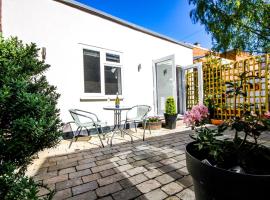 Self-Contained Holiday Accommodation in the Heart of Easingwold with Parking, hotel v destinaci Easingwold