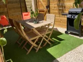 Petite Maison en ville avec jardin proche des plages
