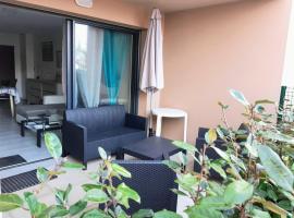 Appartement à 150m de la grande plage de Sion, hotel con parcheggio a Saint-Hilaire-de-Riez