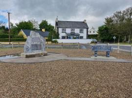 St Martins Old Schoolhouse Ballyroe Tralee, дешевий готель у місті Тралі