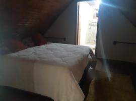 Casa alternativa família Bonfim2，位于乌鲁比西的酒店