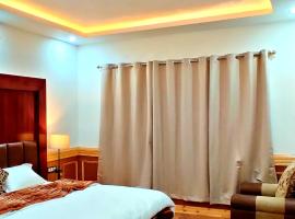 Ladakh Country Inn, hotel in Leh