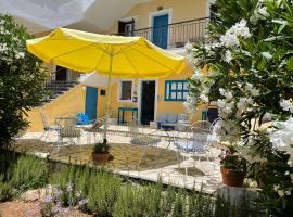 Sunflower Apartments & Studios, serviced apartment in Kassiopi