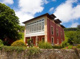 Casona de Indias, hotel in Piloña