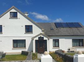 Lios Éinne House Accommodation, guest house in Inisheer