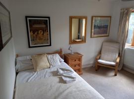 Comfortable double room, hotel din Trumpington