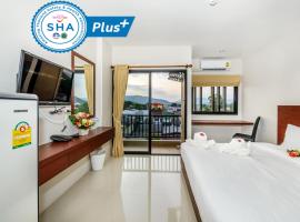 The Topaz Residence SHA Plus, отель в Пхукете