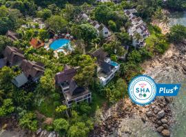 Kamala Beach Estate Resort - SHA Extra Plus, rumah desa di Pantai Kamala