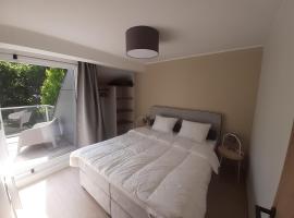 Bee Tree Appartement, hotel in zona Stazione di Vielsalm, Vielsalm