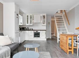 Entire modern home in Stockholm Kista - suitable for five persons, villa in Stockholm