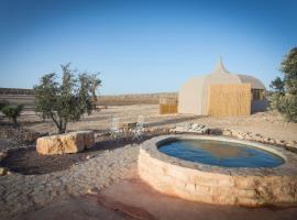 Manduma - מנד'ומה אירוח מדברי, hotel di Mitzpe Ramon