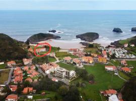 Apartamento frente a la playa con vistas al mar en Barro, Llanes, apartment in Barro de Llanes