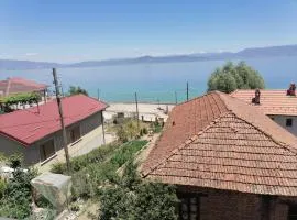 Villa Shine Apartment 1
