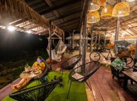 Cliff Cottage, hotel cerca de Bang Bao Fisherman Village, Koh Chang