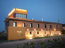 Hotel Raíz, hotelli kohteessa Roa