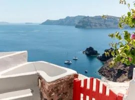 White Cave by Caldera Houses