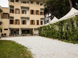 Hotel La Tavernetta dei Ronchi: Marina di Massa'da bir otel