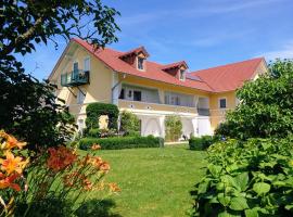 Ferienhof Fenzl, Hotel mit Parkplatz in Pocking