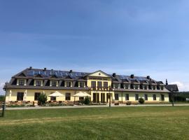 CENTRUM OPOKA - HOTEL, hotel v destinácii Stary Sącz