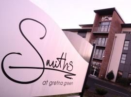 Viesnīca Smiths At Gretna Green Hotel pilsētā Gretnagrīna