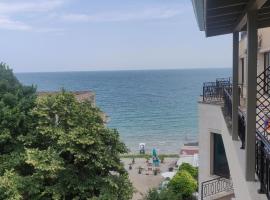 Apartment on the beach Ravda, hotel v destinaci Ravda