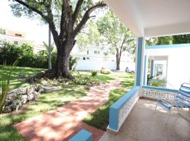 Bungalow 20 Cozy room at just steps from the beach and in town center, beach rental in Sosúa