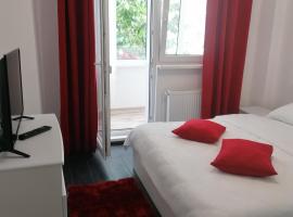 Apartament Racadau, khách sạn gần Tâmpa Cable Car – Hilltop, Braşov