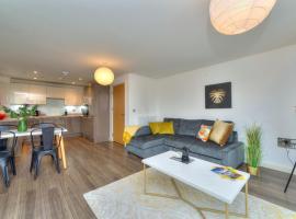 Executive Oakgrove Apartment by PAY AS U STAY, hotel med parkering i Milton Keynes