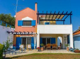 Blue Paradise maisonette, holiday home in Paliouri