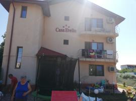 Casa evelin 2mai, hotel en 2 Mai