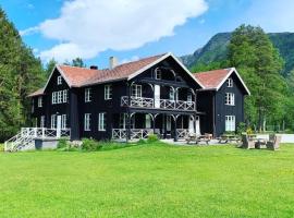 Phillipshaugen Lodge: Øksendalsøra şehrinde bir otel