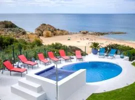 Luxurious BEACHFRONT VILLA de la PLAGE with private beach acces